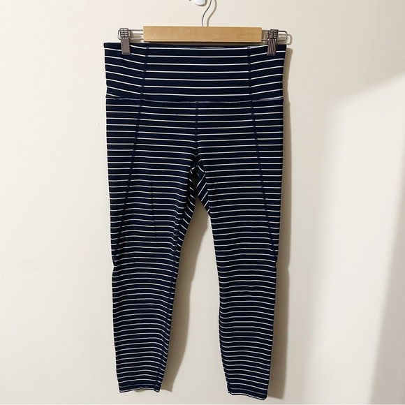 Athleta Pants - Athleta Womens Navy Blue White Striped Capri Leggings Size Medium